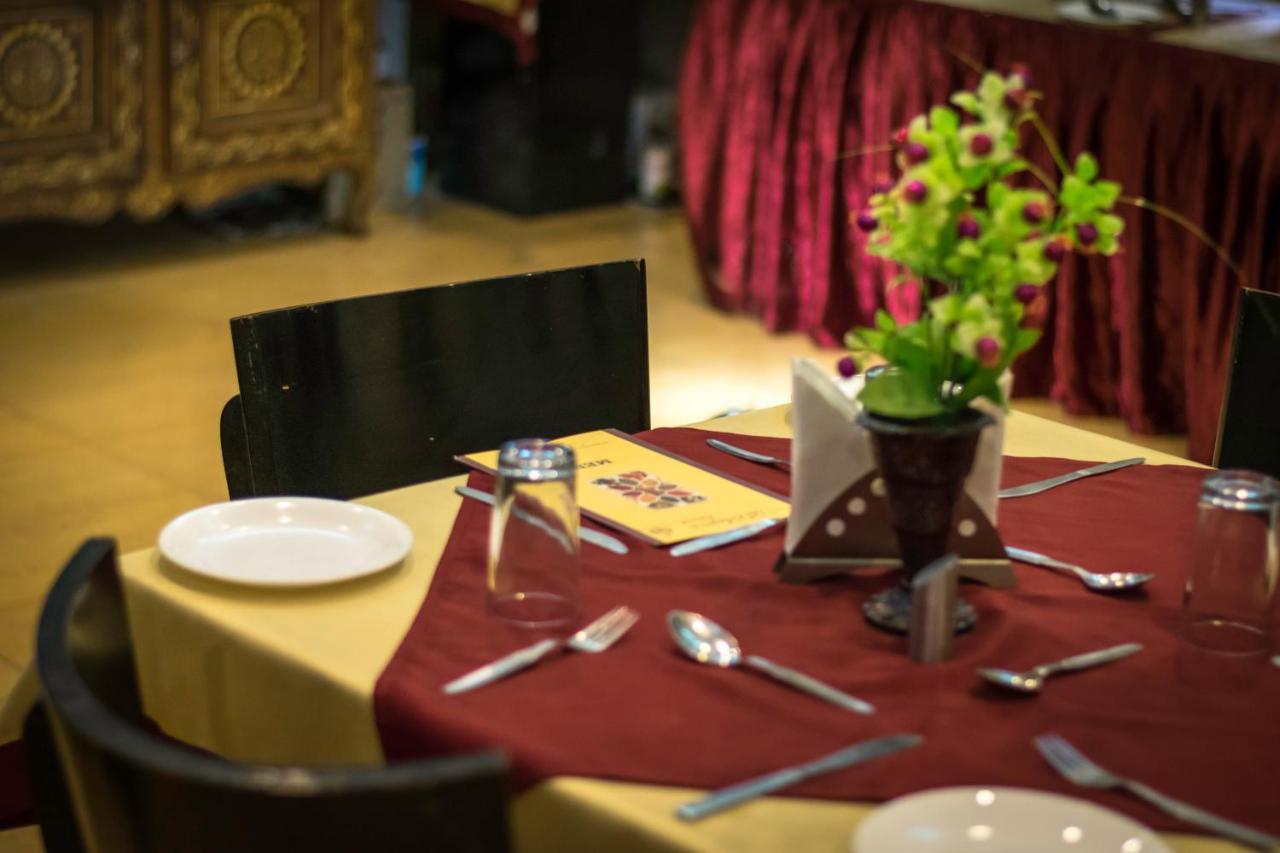 Shree Mohan Home Stay- A Heritage Home ジョードプル エクステリア 写真